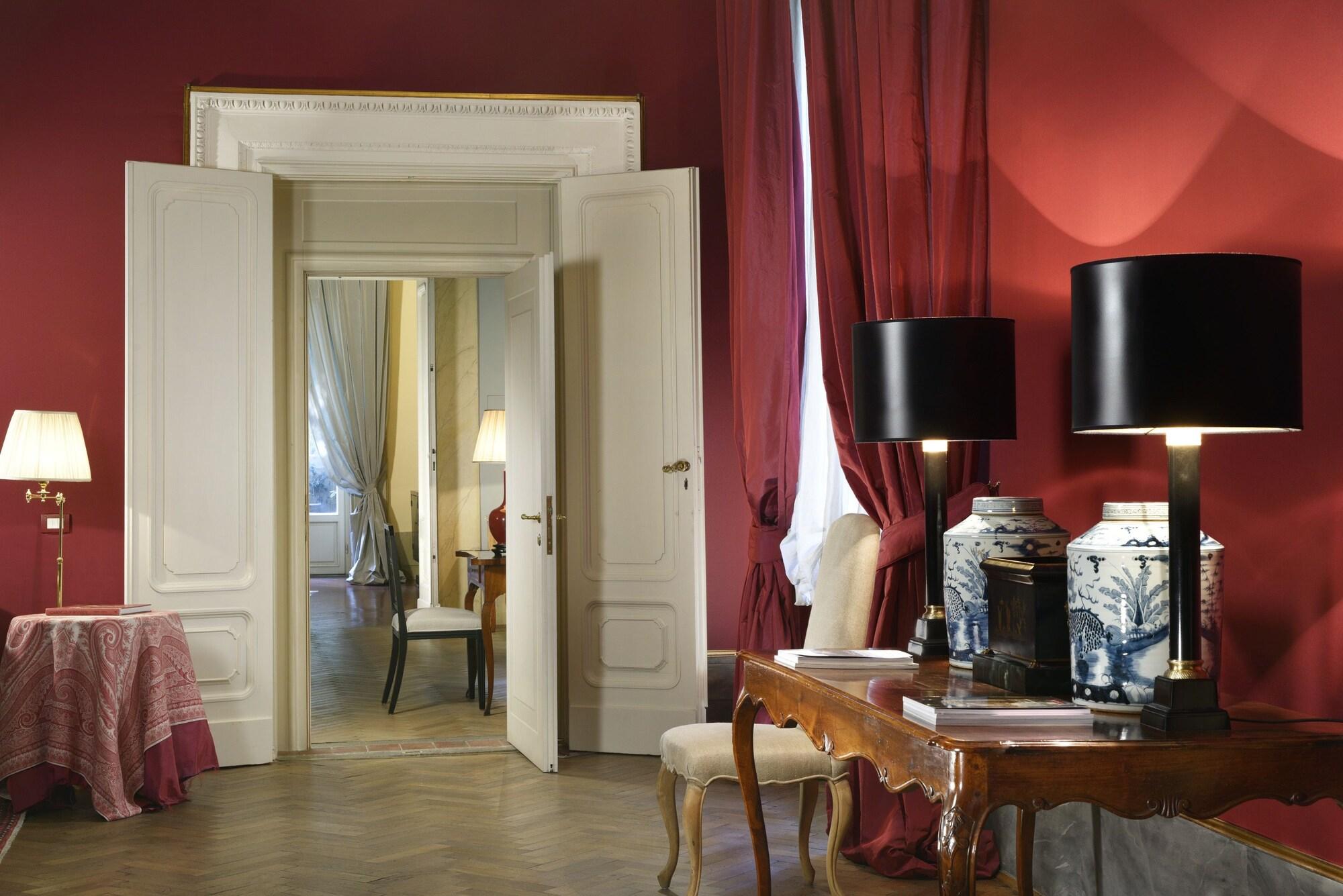 Al Palazzo Del Marchese Di Camugliano Residenza D'Epoca Hotel Florence Exterior photo