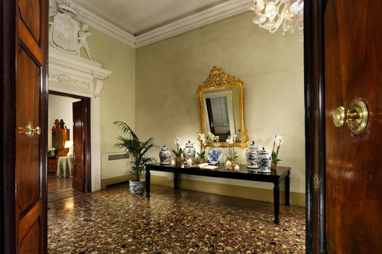 Al Palazzo Del Marchese Di Camugliano Residenza D'Epoca Hotel Florence Exterior photo
